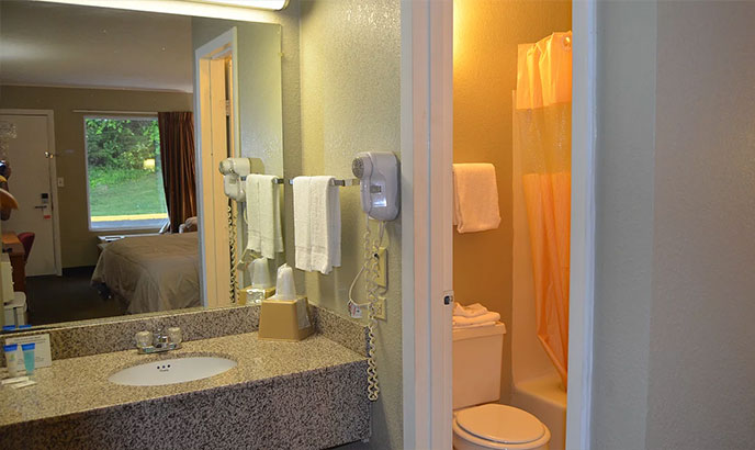 We offer the perfect quaint and memorable place to stay when visiting Kingsport.